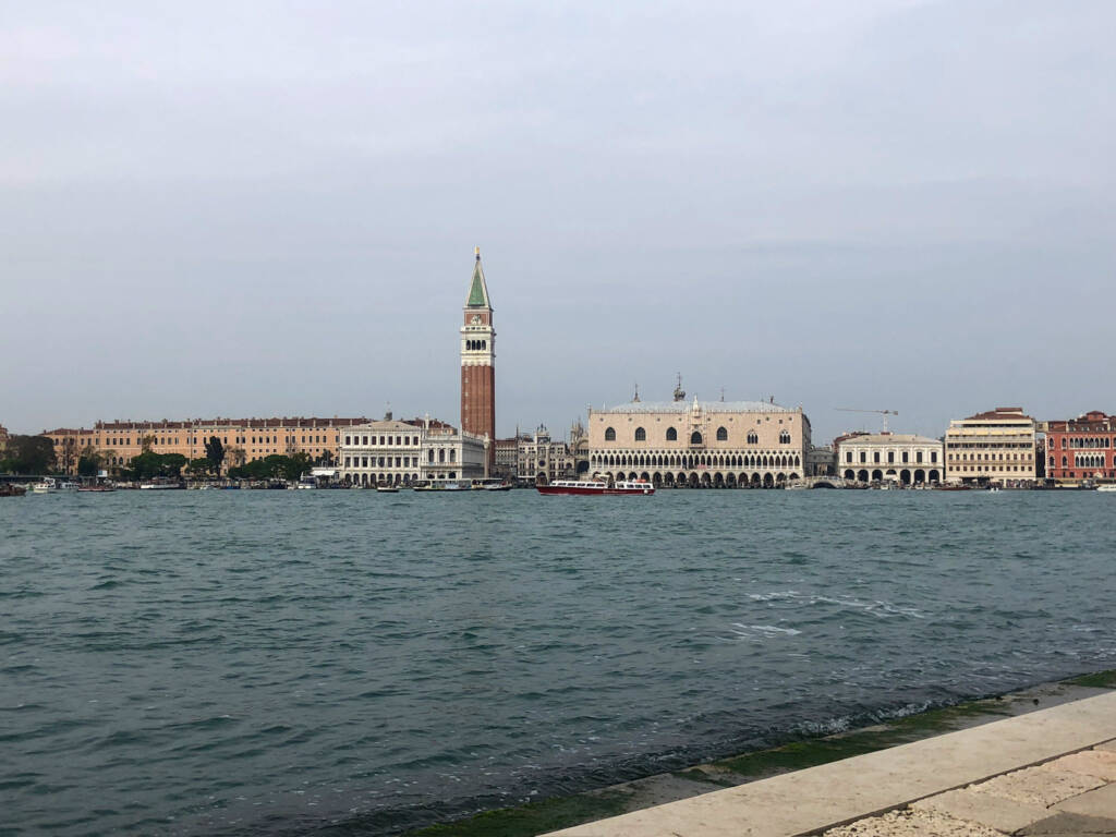 Vue sur Venise Campanile Saint-Marc Palais Des Doges