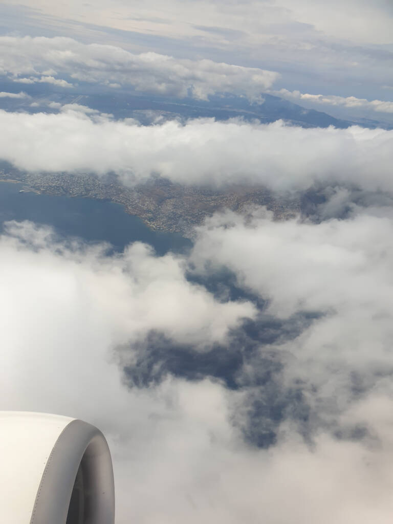 Vue depuis le hublot d'un avion