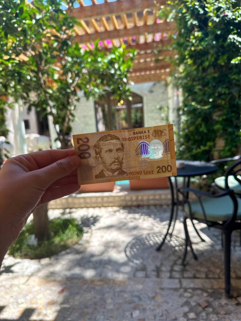 Billet de banque de 200 Leke