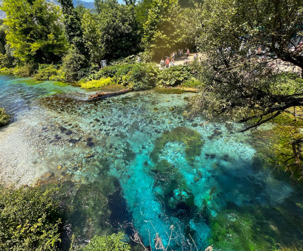 Bassin The Blue Eye en Albanie